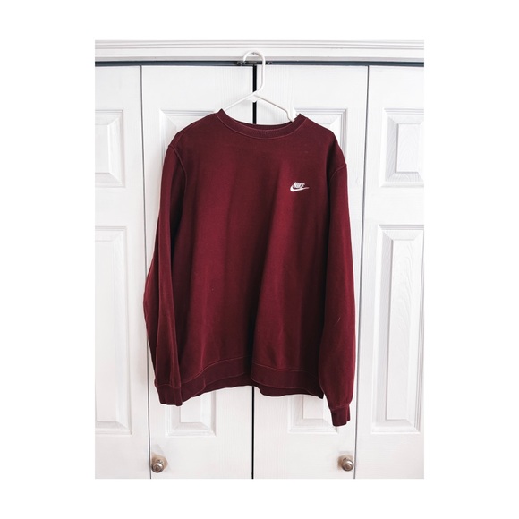 Nike Tops - Nike Club Fleece Crew in Maroon